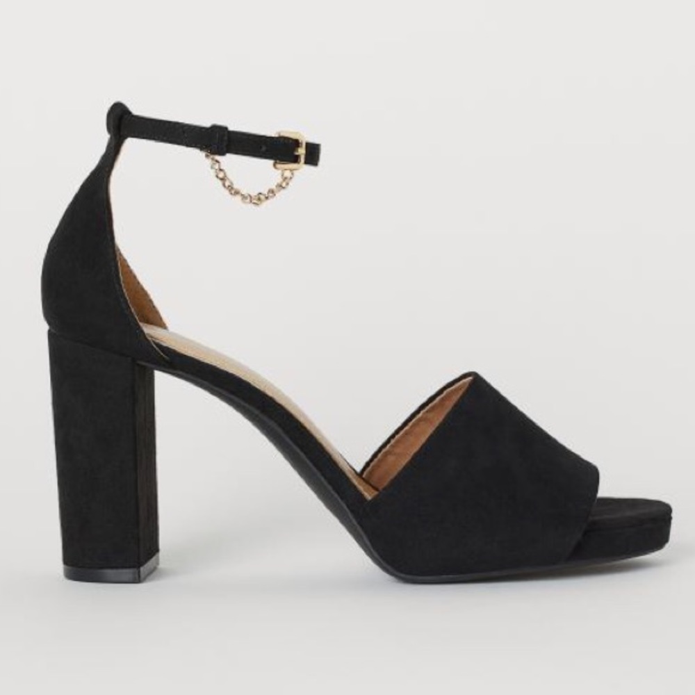 H&M Black Suede Block Heel Sandals Gold Chain 7